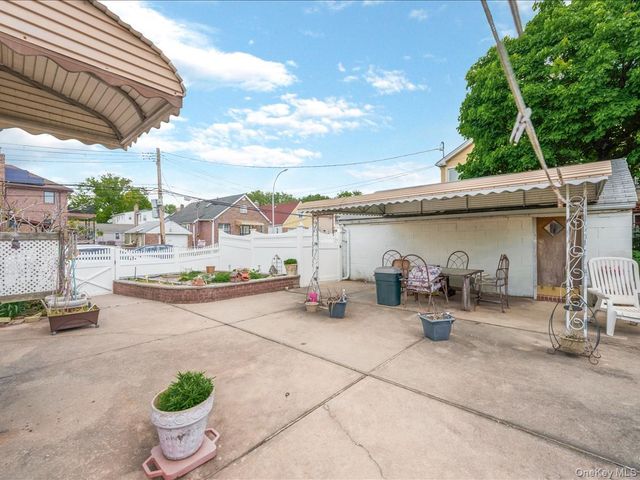 63-01 138TH Street, Flushing, NY 11367