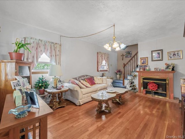 63-01 138TH Street, Flushing, NY 11367