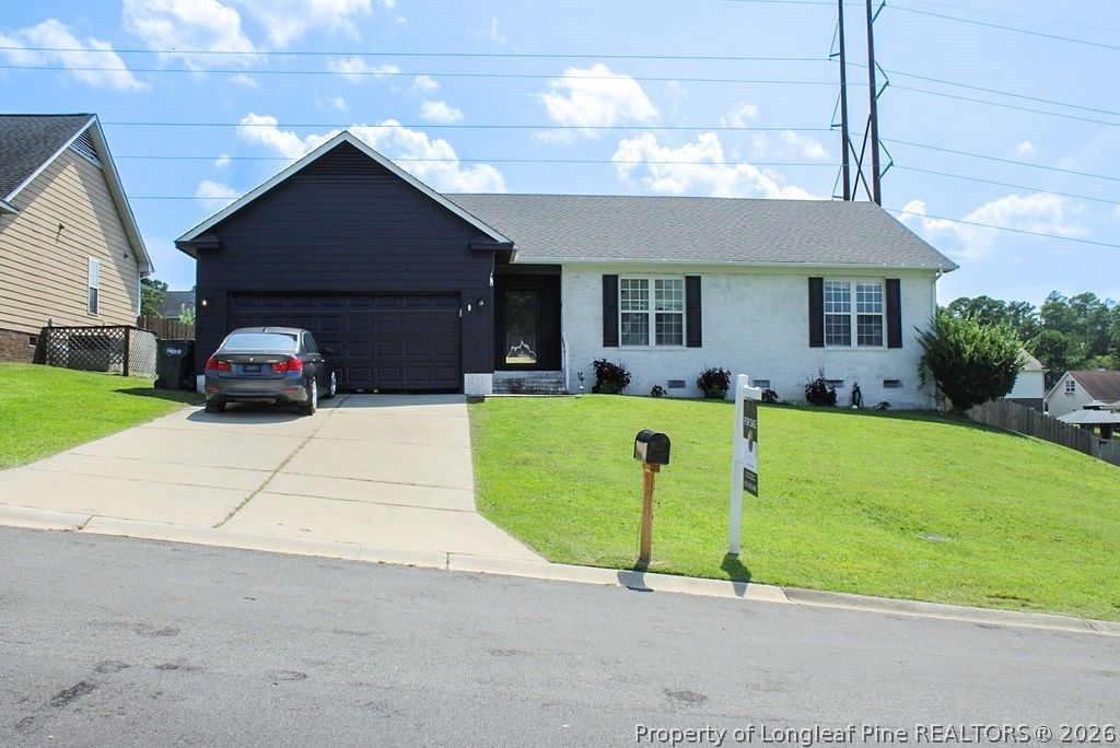 512 Ashdown Place, Fayetteville, NC 28311 — exterior