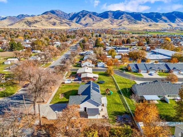 98 W 400 S, Smithfield, UT 84335