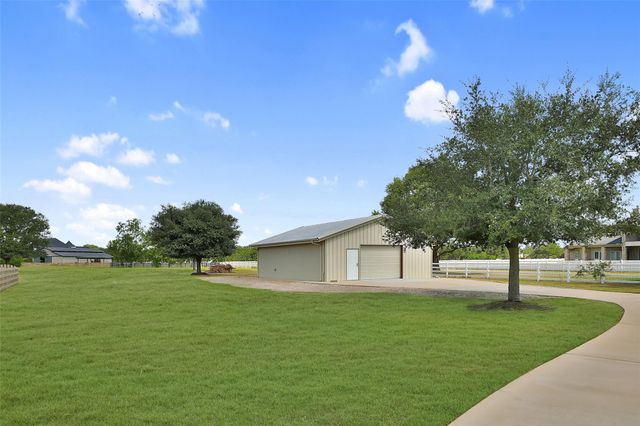 624 High Meadow Ranch Drive, Magnolia, TX 77355