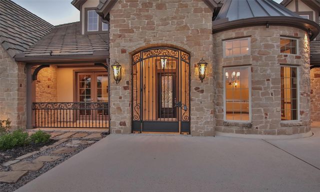 624 High Meadow Ranch Drive, Magnolia, TX 77355