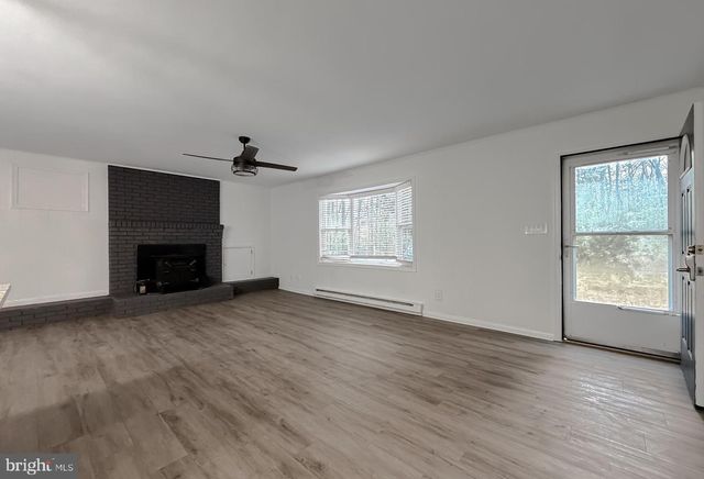 25131 LINDNER LN, Hollywood, MD 20636