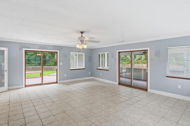11 Glengary Court, Charleston, SC 29414