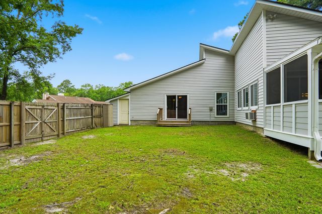 11 Glengary Court, Charleston, SC 29414