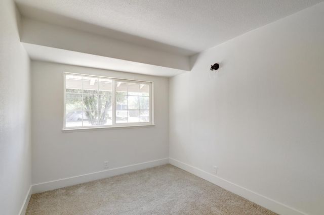 6163 Larry Way, North Highlands, CA 95660