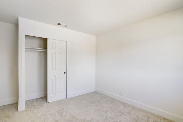 6163 Larry Way, North Highlands, CA 95660
