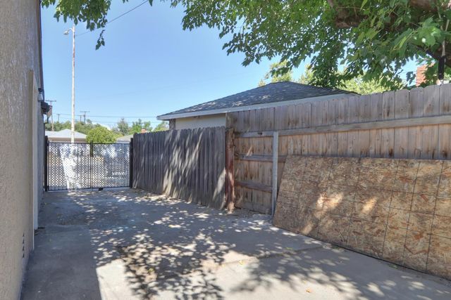 6163 Larry Way, North Highlands, CA 95660