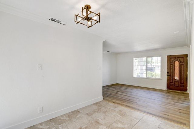 6163 Larry Way, North Highlands, CA 95660