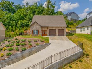9853 Chesney Hill Lane, Knoxville, TN 37931