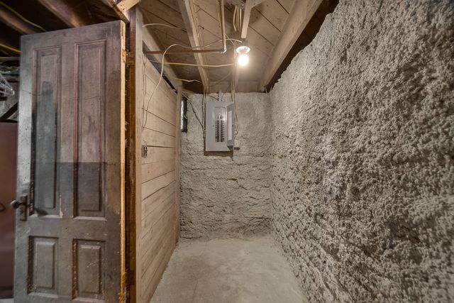 1025 Grant Avenue, Rockford, IL 61103