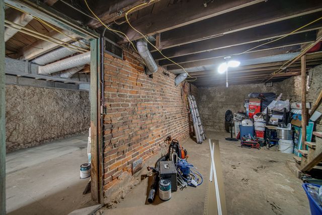 1025 Grant Avenue, Rockford, IL 61103