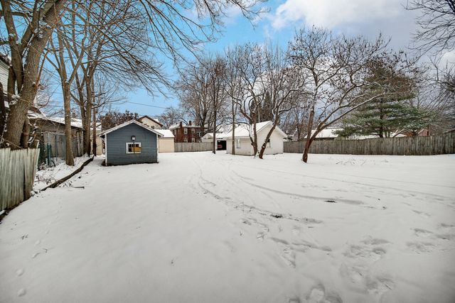 1025 Grant Avenue, Rockford, IL 61103