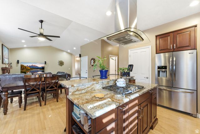 10938 S LUCAS LN, South Jordan, UT 84095