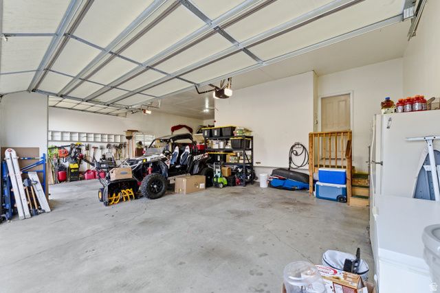 10938 S LUCAS LN, South Jordan, UT 84095