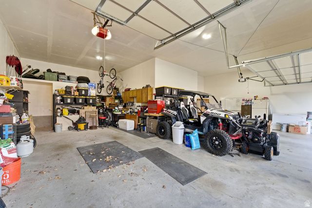 10938 S LUCAS LN, South Jordan, UT 84095