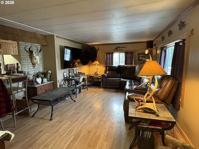 23320 Se FIRWOOD Rd, Sandy, OR 97055