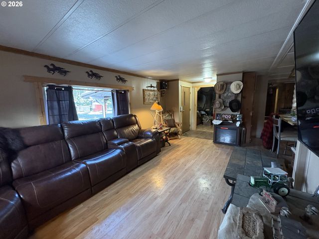 23320 Se FIRWOOD Rd, Sandy, OR 97055