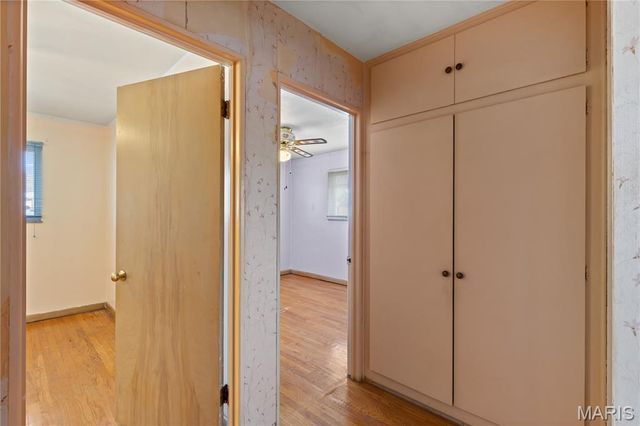 7400 Anrose Drive, University City, MO 63130