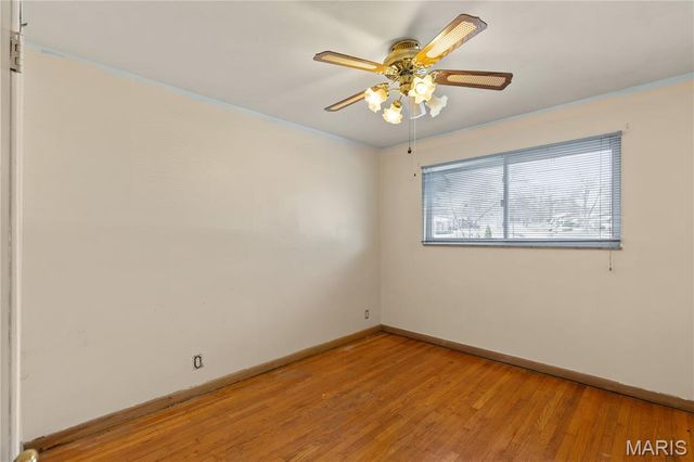 7400 Anrose Drive, University City, MO 63130