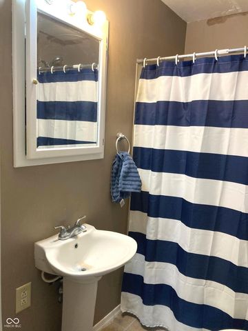 114 S Jefferson Street, Brownsburg, IN 46112