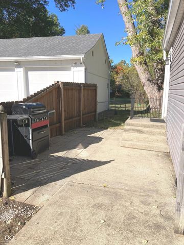 114 S Jefferson Street, Brownsburg, IN 46112