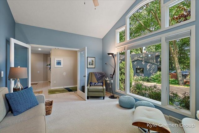 46 Counts Cove Court, Holland, MI 49424