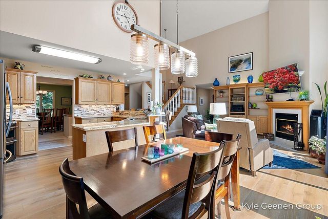 46 Counts Cove Court, Holland, MI 49424