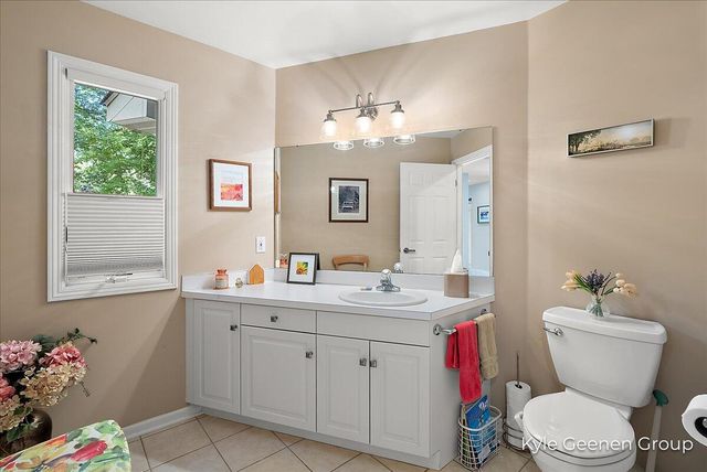 46 Counts Cove Court, Holland, MI 49424