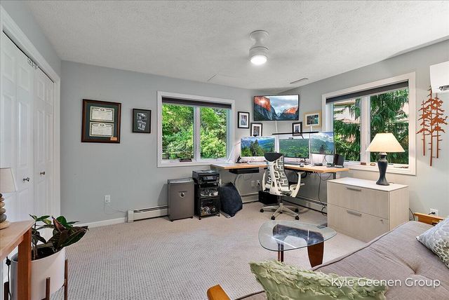 46 Counts Cove Court, Holland, MI 49424