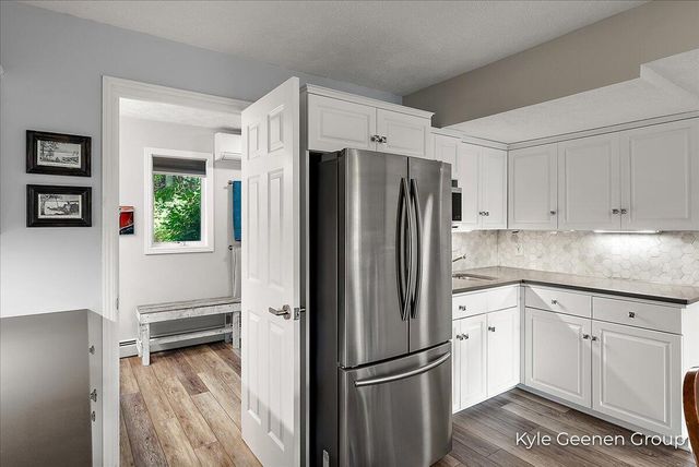 46 Counts Cove Court, Holland, MI 49424