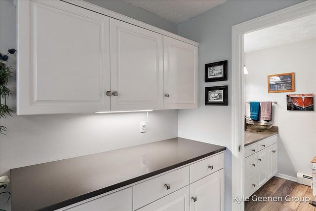 46 Counts Cove Court, Holland, MI 49424