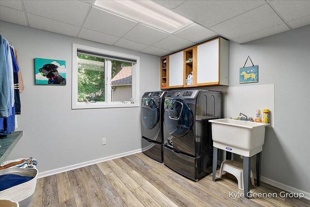 46 Counts Cove Court, Holland, MI 49424