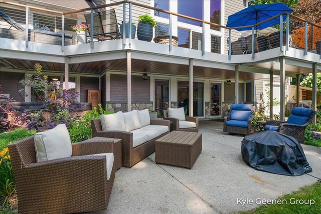 46 Counts Cove Court, Holland, MI 49424