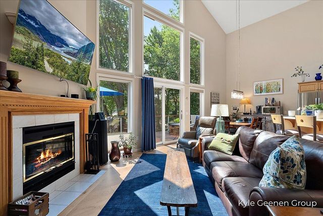 46 Counts Cove Court, Holland, MI 49424