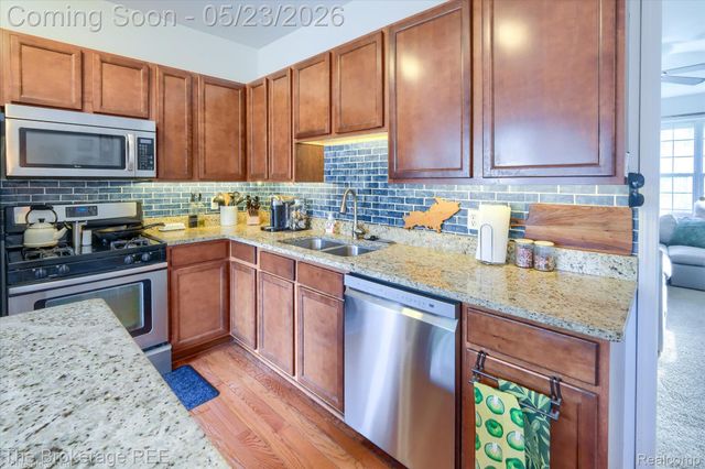 2880 Kipling Avenue, Berkley, MI 48072
