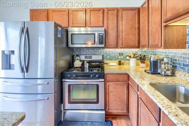 2880 Kipling Avenue, Berkley, MI 48072