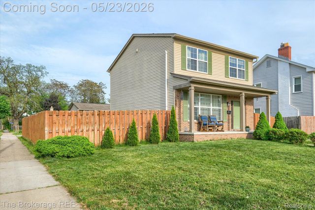 2880 Kipling Avenue, Berkley, MI 48072