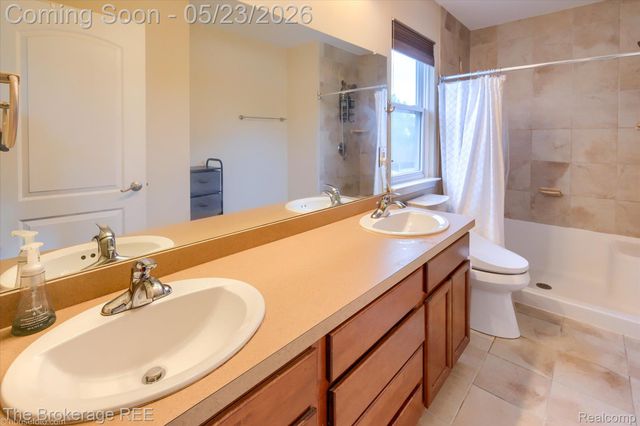 2880 Kipling Avenue, Berkley, MI 48072