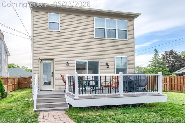 2880 Kipling Avenue, Berkley, MI 48072