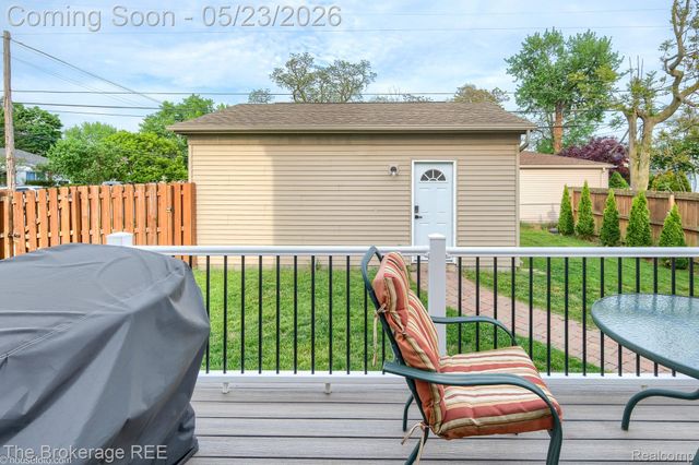 2880 Kipling Avenue, Berkley, MI 48072