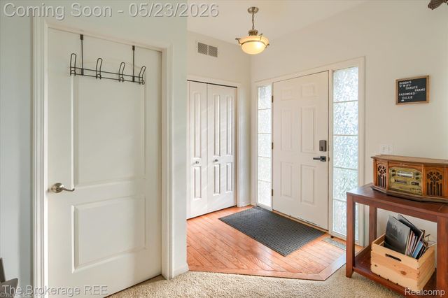 2880 Kipling Avenue, Berkley, MI 48072