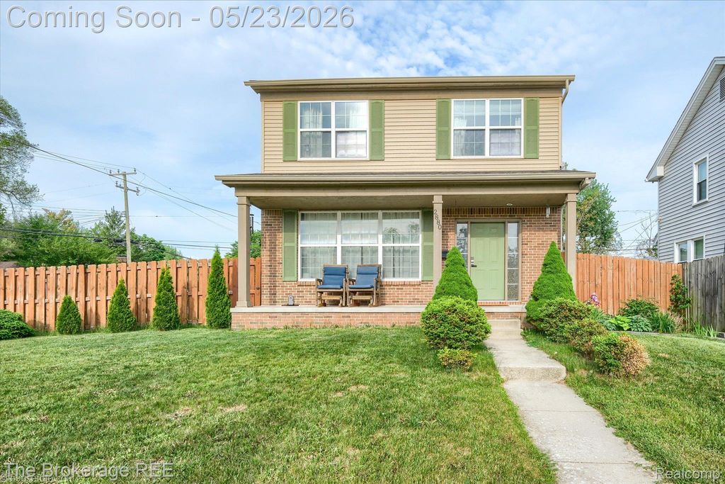 2880 Kipling Avenue, Berkley, MI 48072