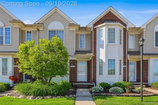 35024 Windsor Drive 35, New Baltimore, MI 48047