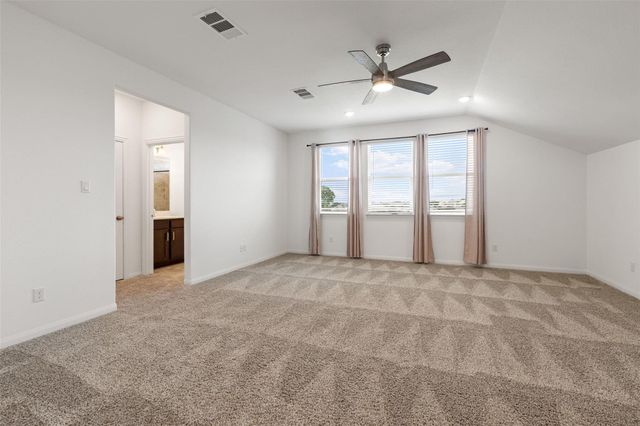 505 Sixpence LN, Georgetown, TX 78628