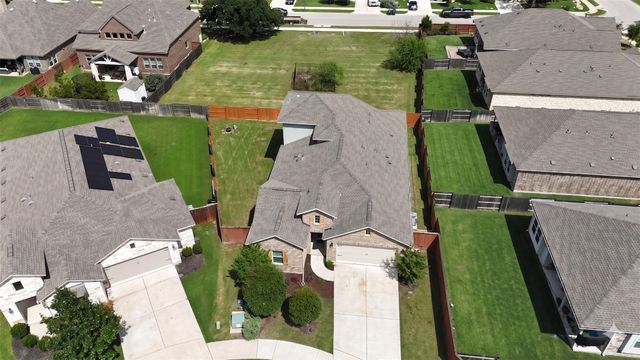 505 Sixpence LN, Georgetown, TX 78628