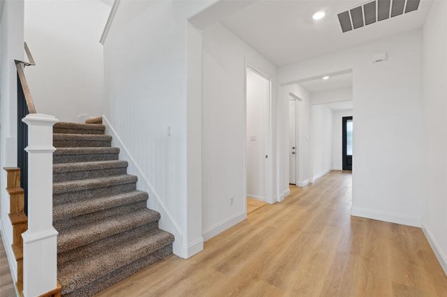 505 Sixpence LN, Georgetown, TX 78628