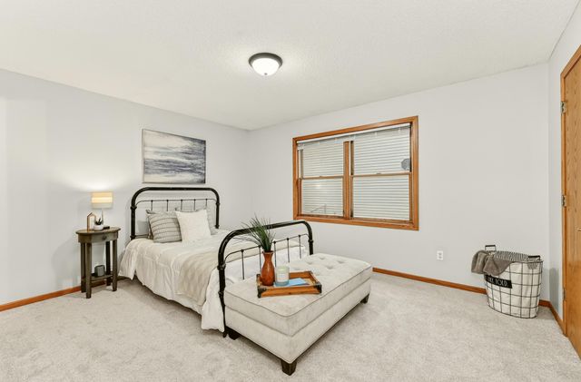 4603 5th Street NW, Rochester, MN 55901