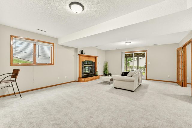 4603 5th Street NW, Rochester, MN 55901