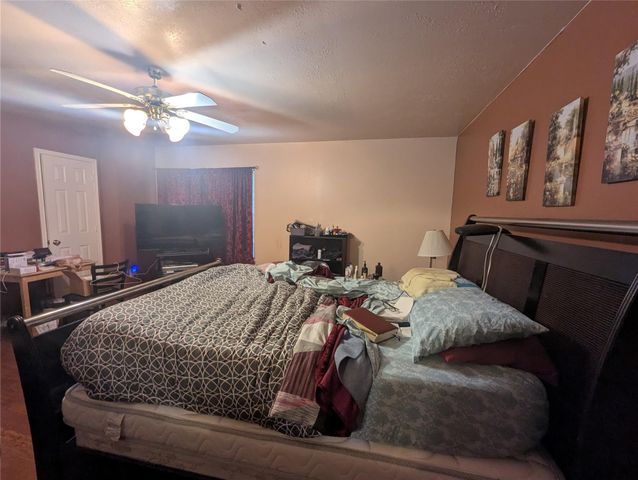 2131 Mountshire Drive, Missouri City, TX 77489